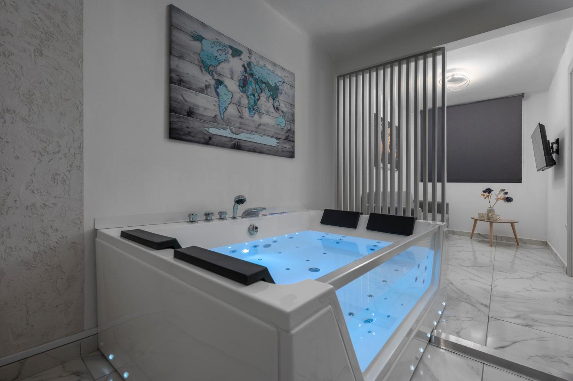 Premium Jacuzzi Suite At The City Center, By Aqua Platinum Tesalónica Exterior foto